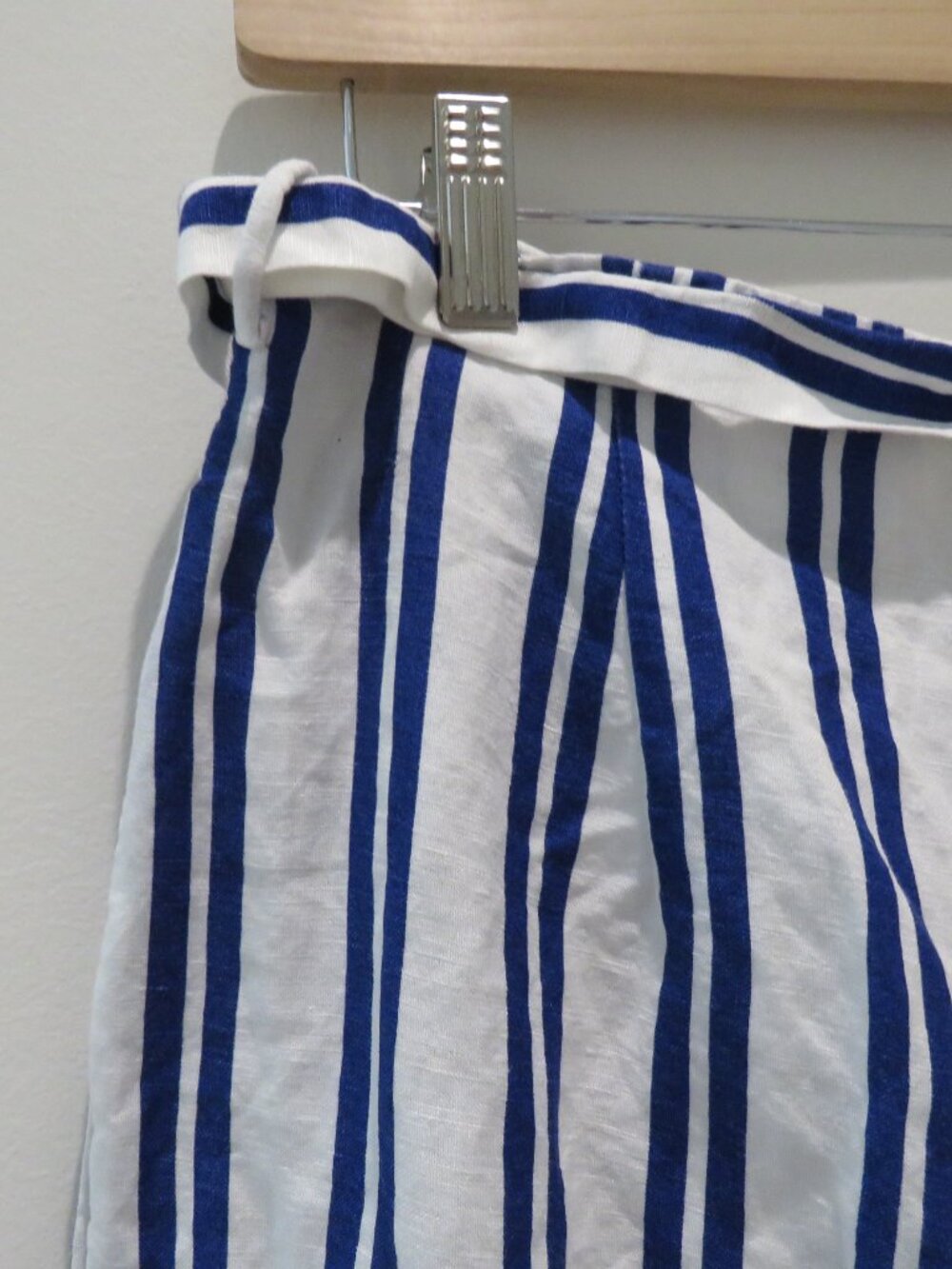 L'ACADEMIE The Lani Pant White Blue Stripe Medium Linen Blend Preppy Coastal - Picture 11 of 14
